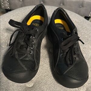 Keen Presidio Oxford, size 8 US